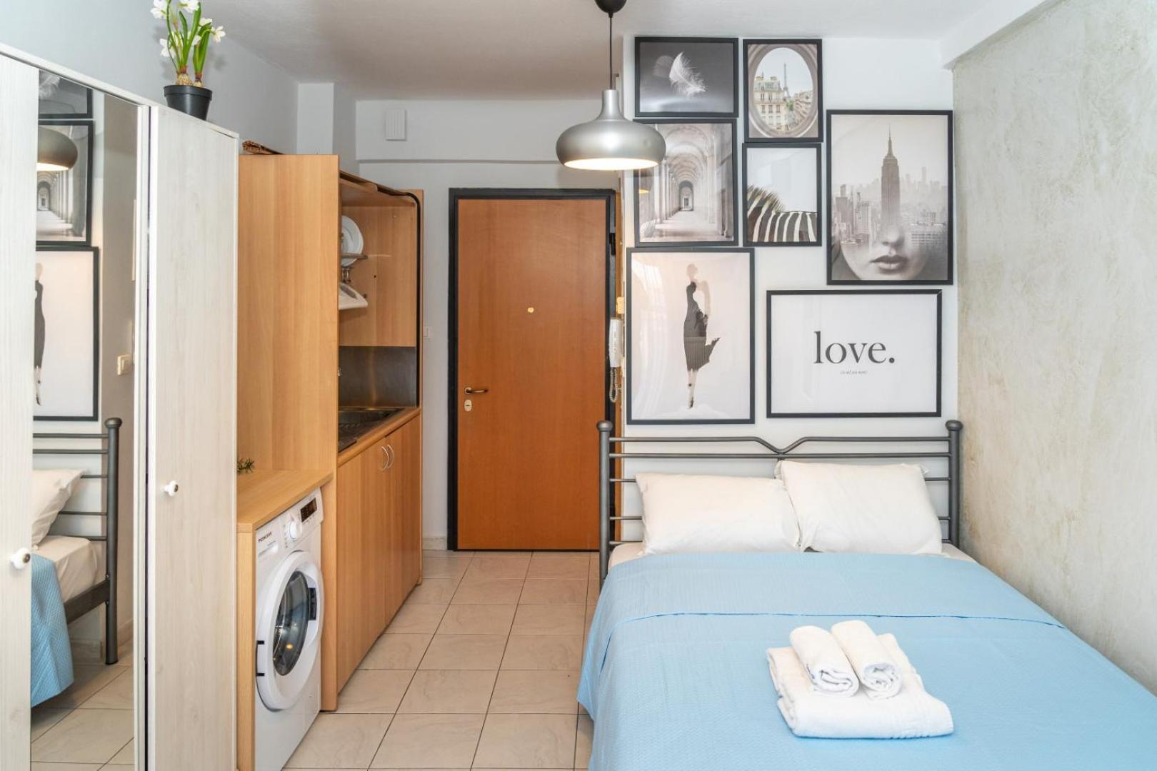 Kosmos Service Apartment Beautiful Studio 3 With Additional Cost Parking 테살로니키 외부 사진