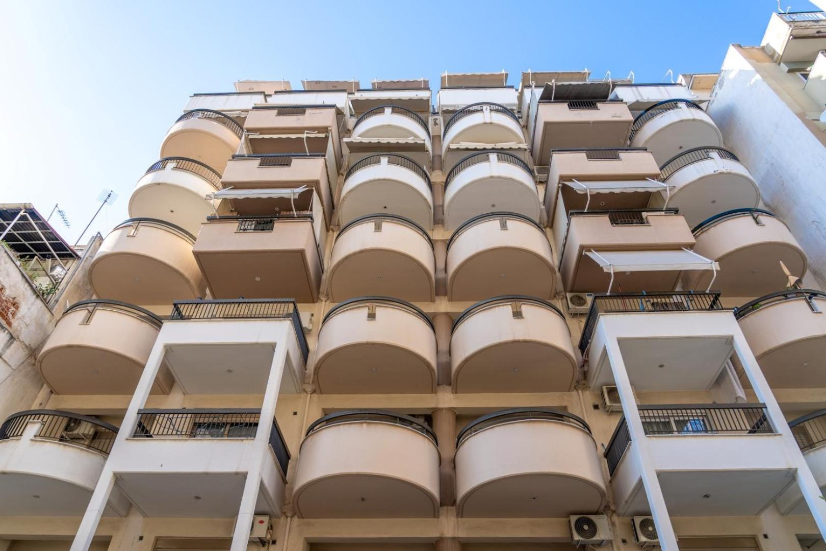 Kosmos Service Apartment Beautiful Studio 3 With Additional Cost Parking 테살로니키 외부 사진