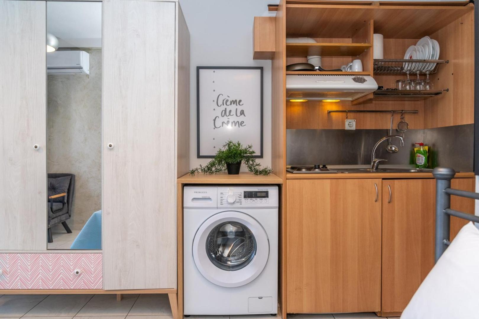 Kosmos Service Apartment Beautiful Studio 3 With Additional Cost Parking 테살로니키 외부 사진