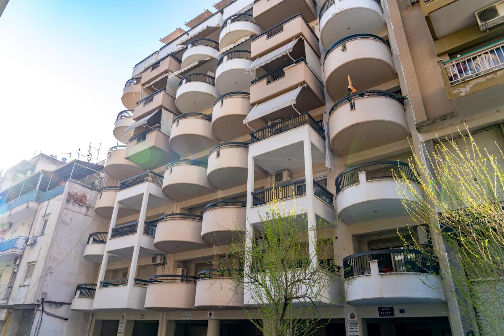 Kosmos Service Apartment Beautiful Studio 3 With Additional Cost Parking 테살로니키 외부 사진